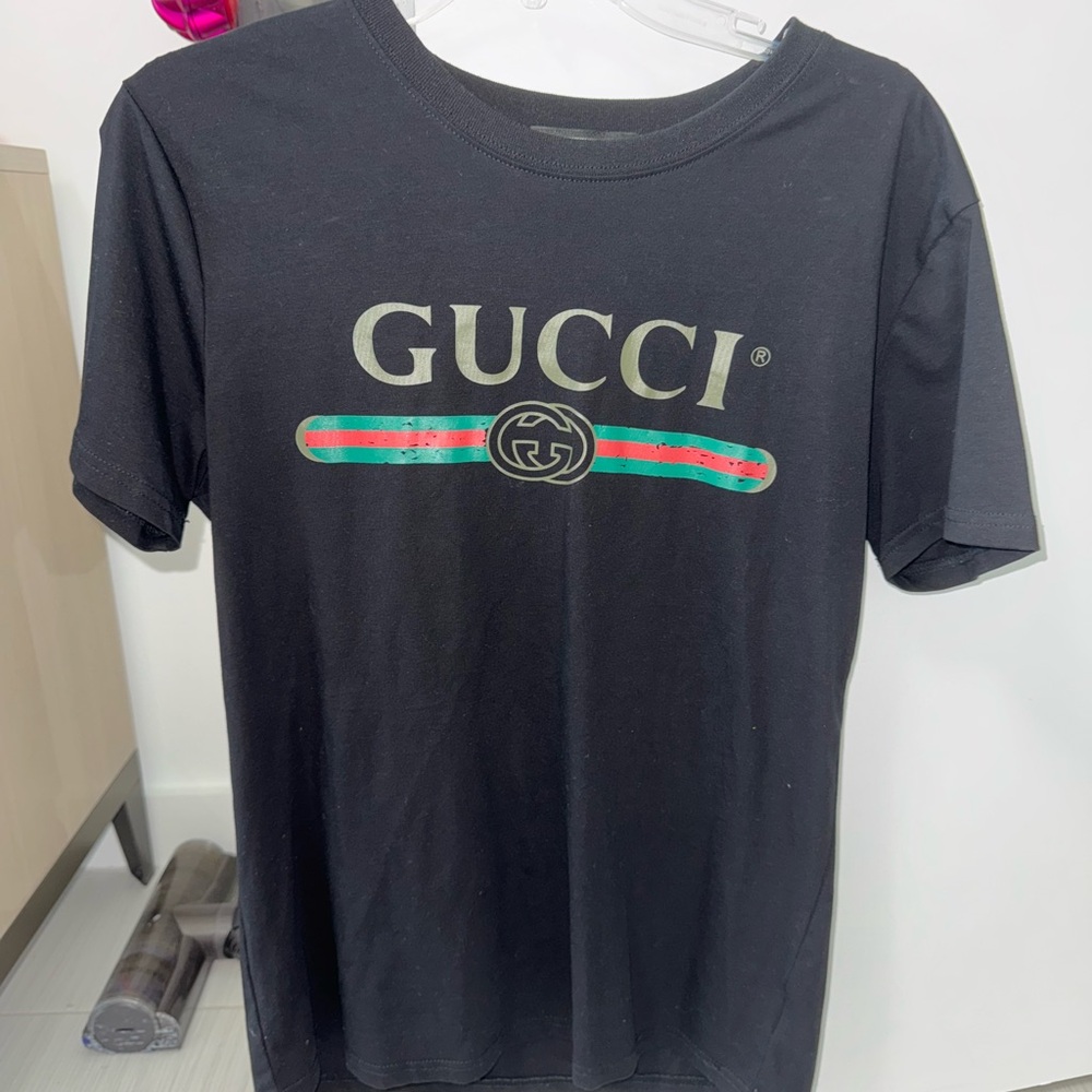 Gucci Black Short Sleeve Tee with Metallic Logo